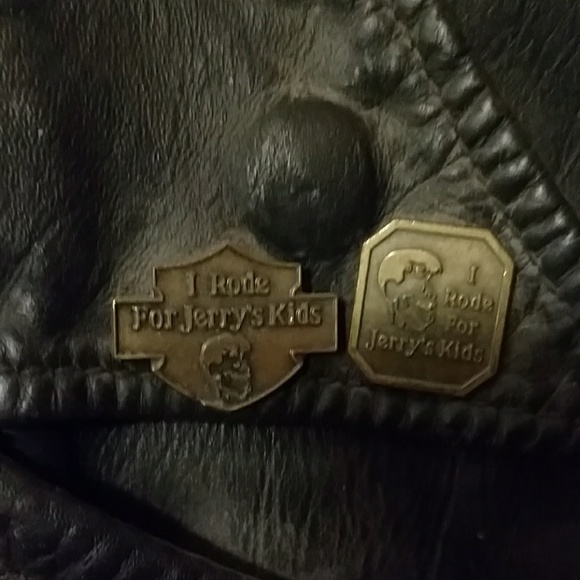 Vintage motorcycle jacket w/ Harley-Davidson patch - Picture 4 of 8